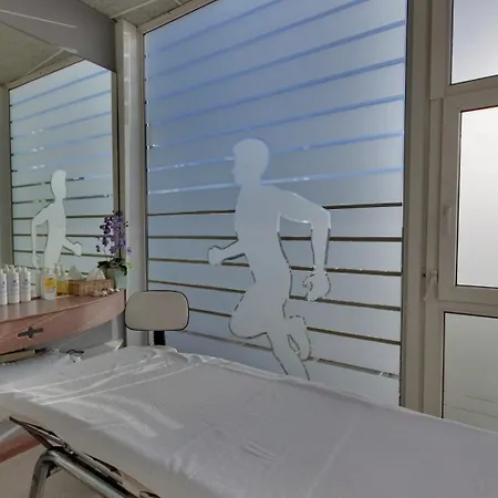 Glenmore מלון 3*