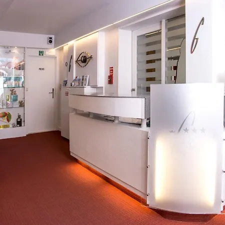 Glenmore Ξενοδοχείο 3*