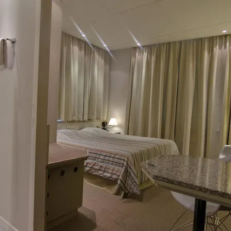 Glenmore 3*