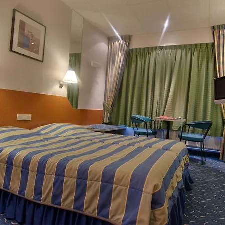 Glenmore 3*