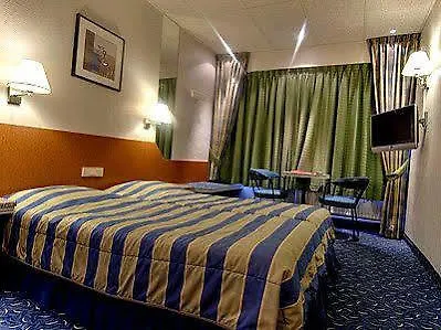 Glenmore 3*